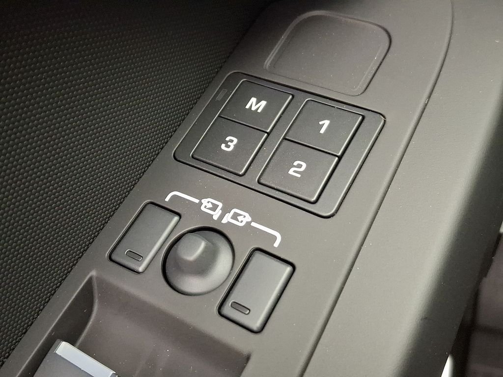 New 2026 Gondwana Stone Land Rover X-Dynamic SE image 19