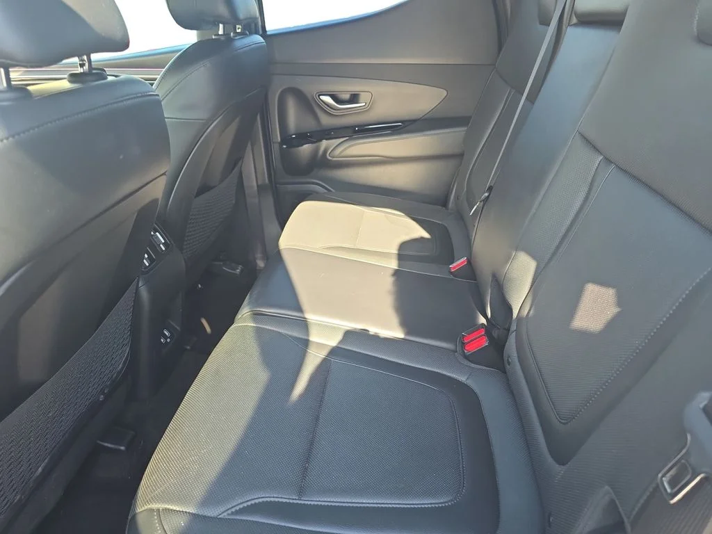 Used 2022 Ice White Hyundai Limited image 22