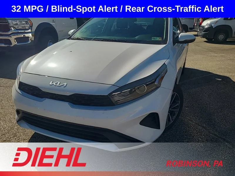 Used 2023 White Kia LXS image 2