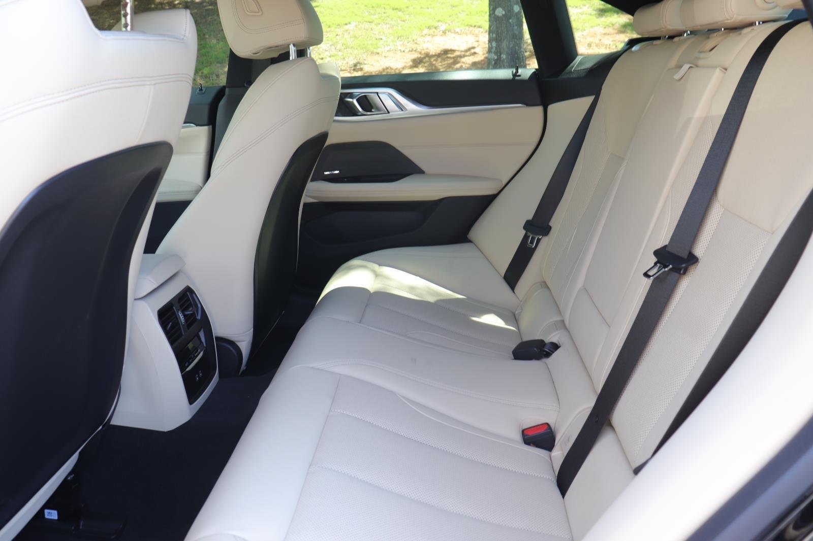Used 2025 Black Sapphire Metallic BMW eDrive40 image 15