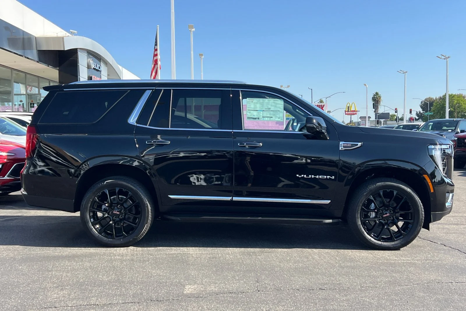 2026 GMC Yukon Elevation - Photo 3