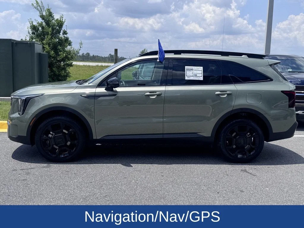 Certified Used 2025 Jungle Green Kia X-Line SX image 4