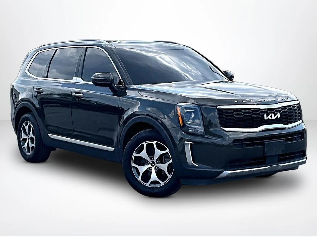 Used 2022 Green Kia EX image 13