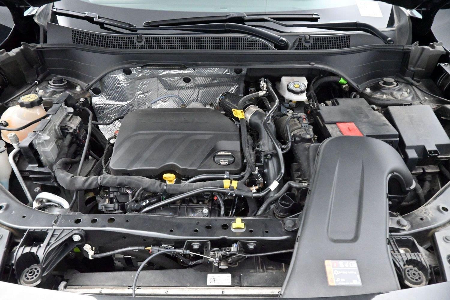 Used 2025 Mosaic Black Metallic Chevrolet ACTIV image 33