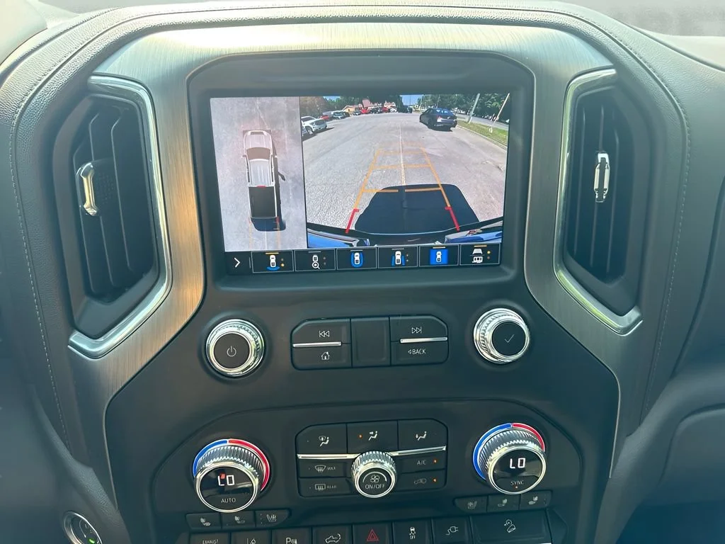 Used 2020 WHITE FROST TRICOAT GMC Denali image 21