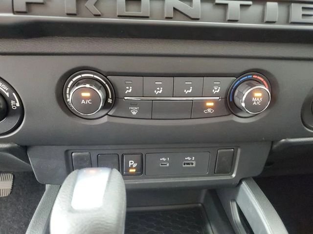 New 2026 Glacier White Nissan King Cab® S image 25