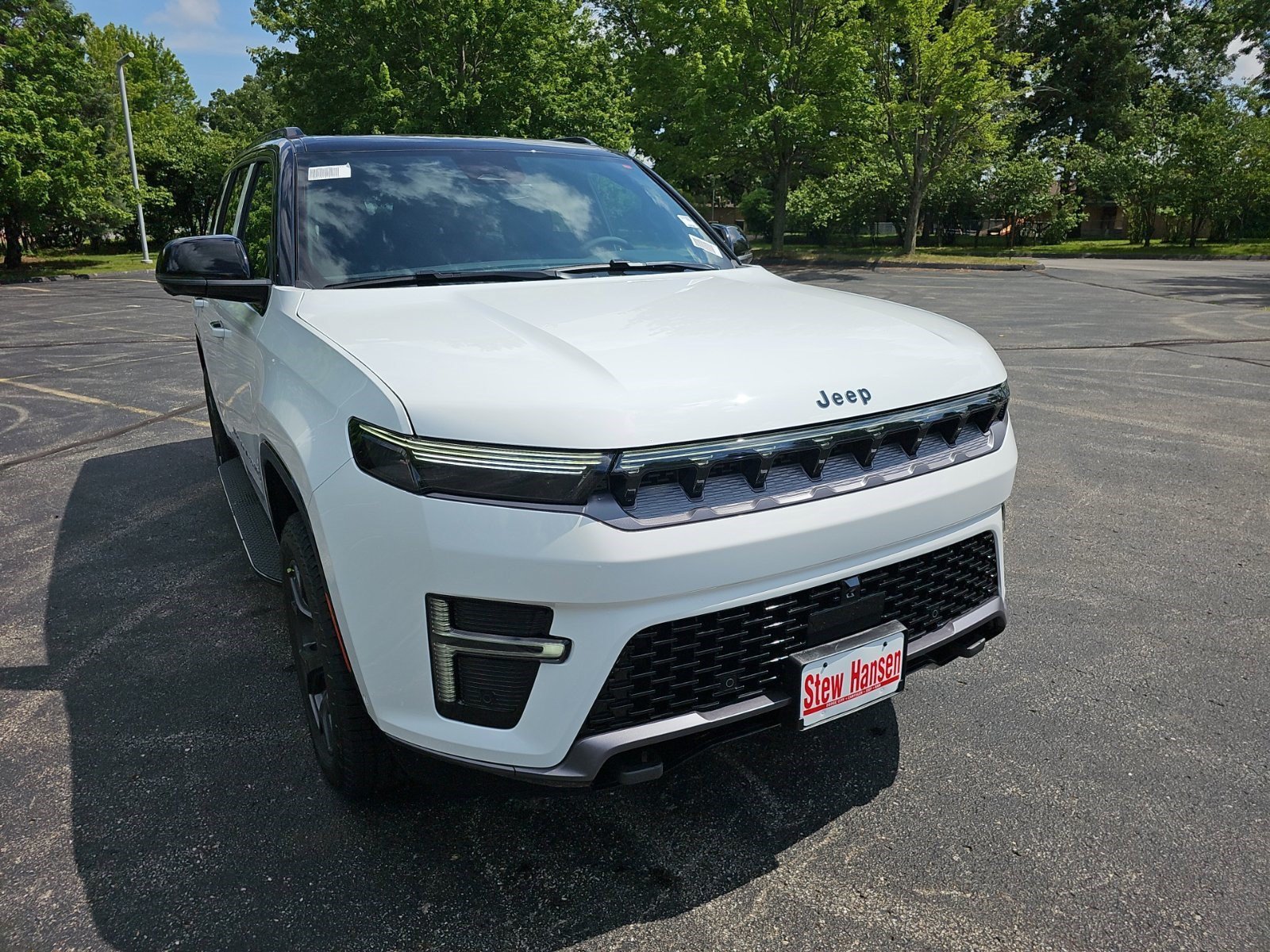 New 2026 Bright White Clearcoat Jeep Upland image 7