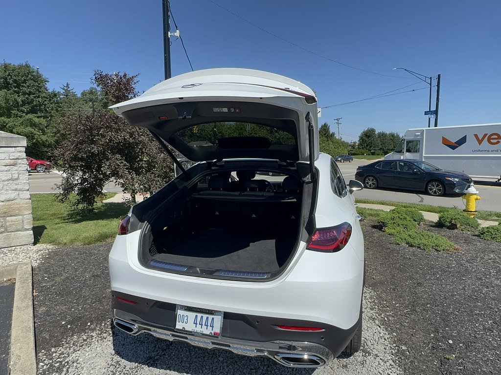 Certified Used 2026 MANUFAKTUR Moonlight White Metallic Mercedes-Benz GLC 300 4MATIC® image 14