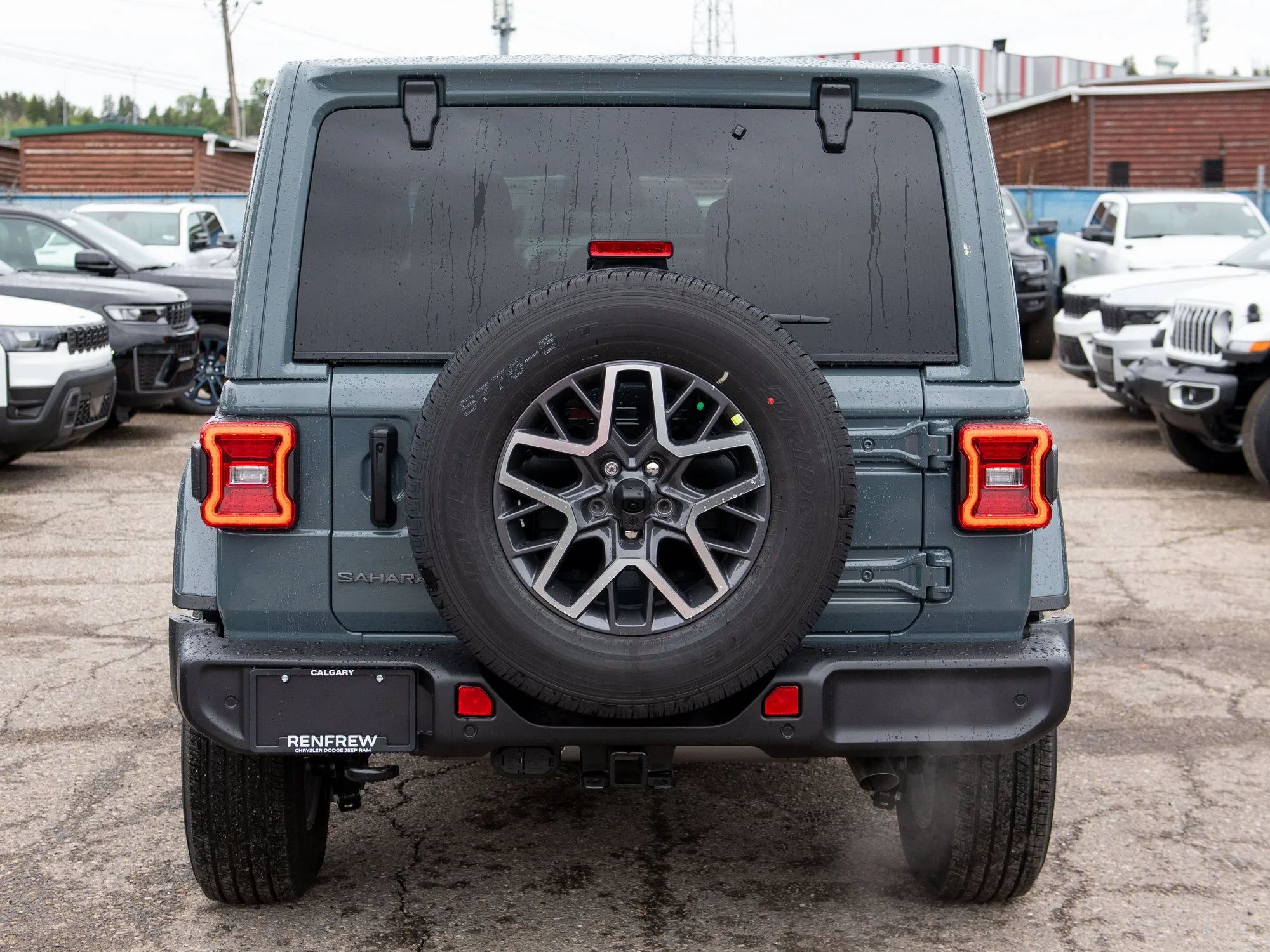 New 2026 Dark blue Jeep Sahara* 4 Door 4x4, Heated McKinley Leather, Trailer Tow, Alpine Audio image 5