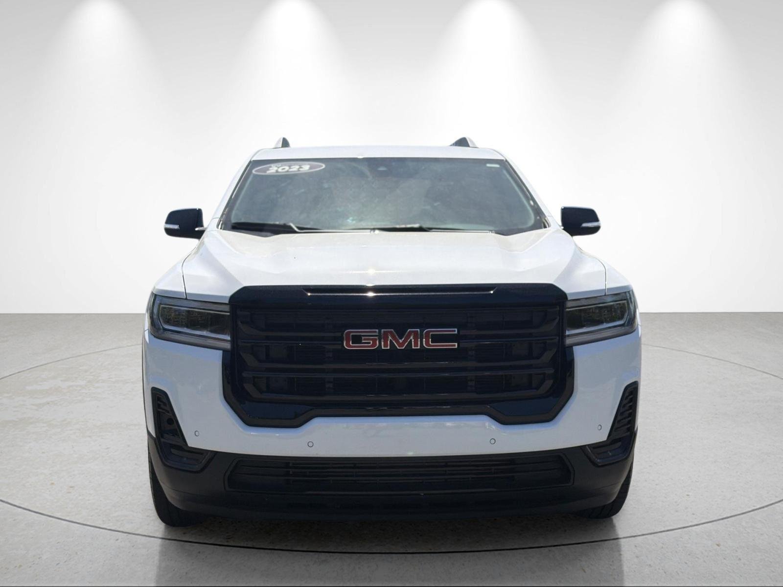Used 2023 Summit White GMC SLE image 8