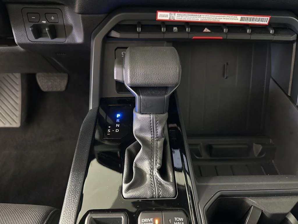 Used 2025 Ice Toyota SR5 image 21