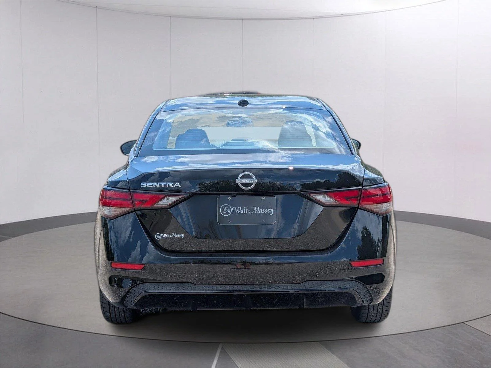 Used 2025 Super Black Nissan SV image 4