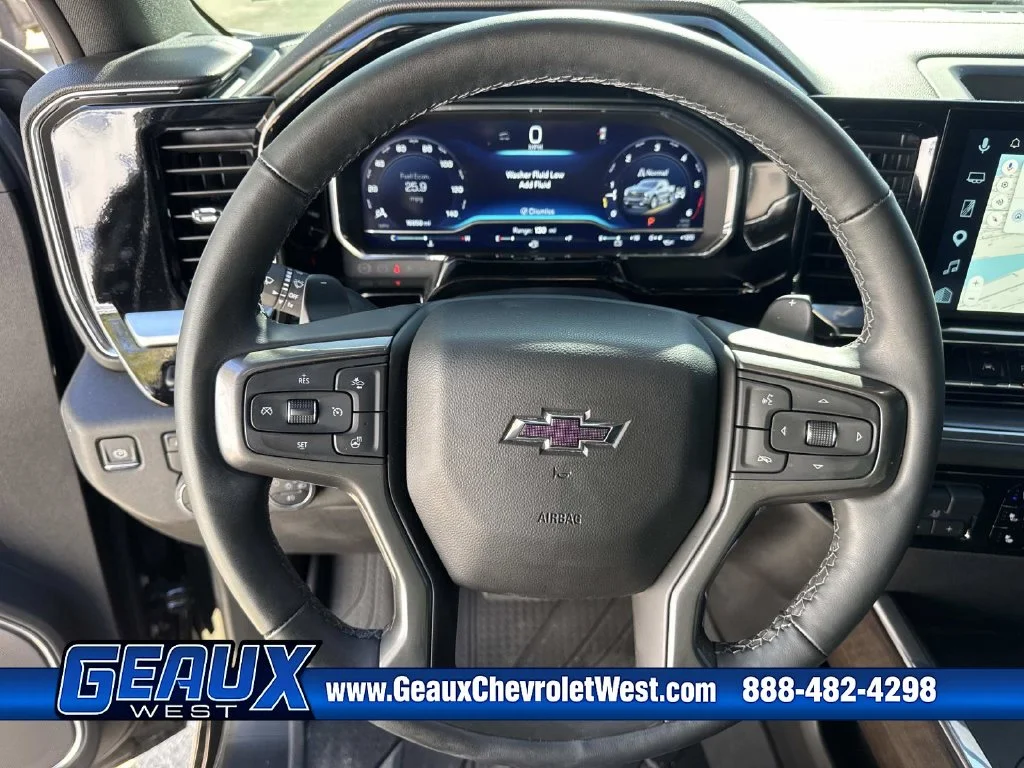 Used 2025 Black Chevrolet High Country image 34