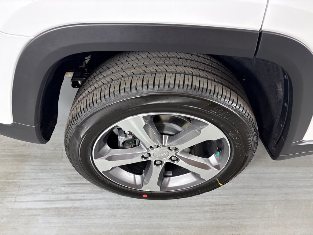 New 2026 Bright White Clearcoat Jeep Limited image 10