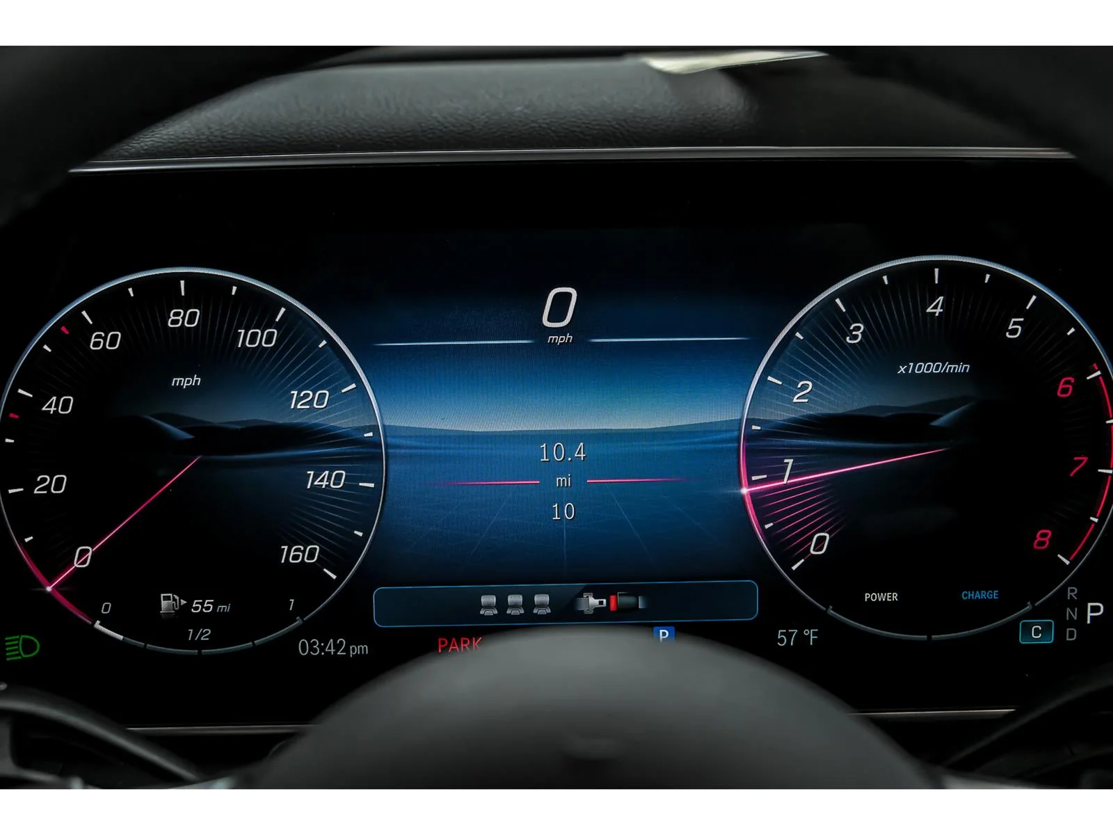 New 2026 Manufaktur Moonlight White Metallic Mercedes-Benz GLC 300 4MATIC® image 11