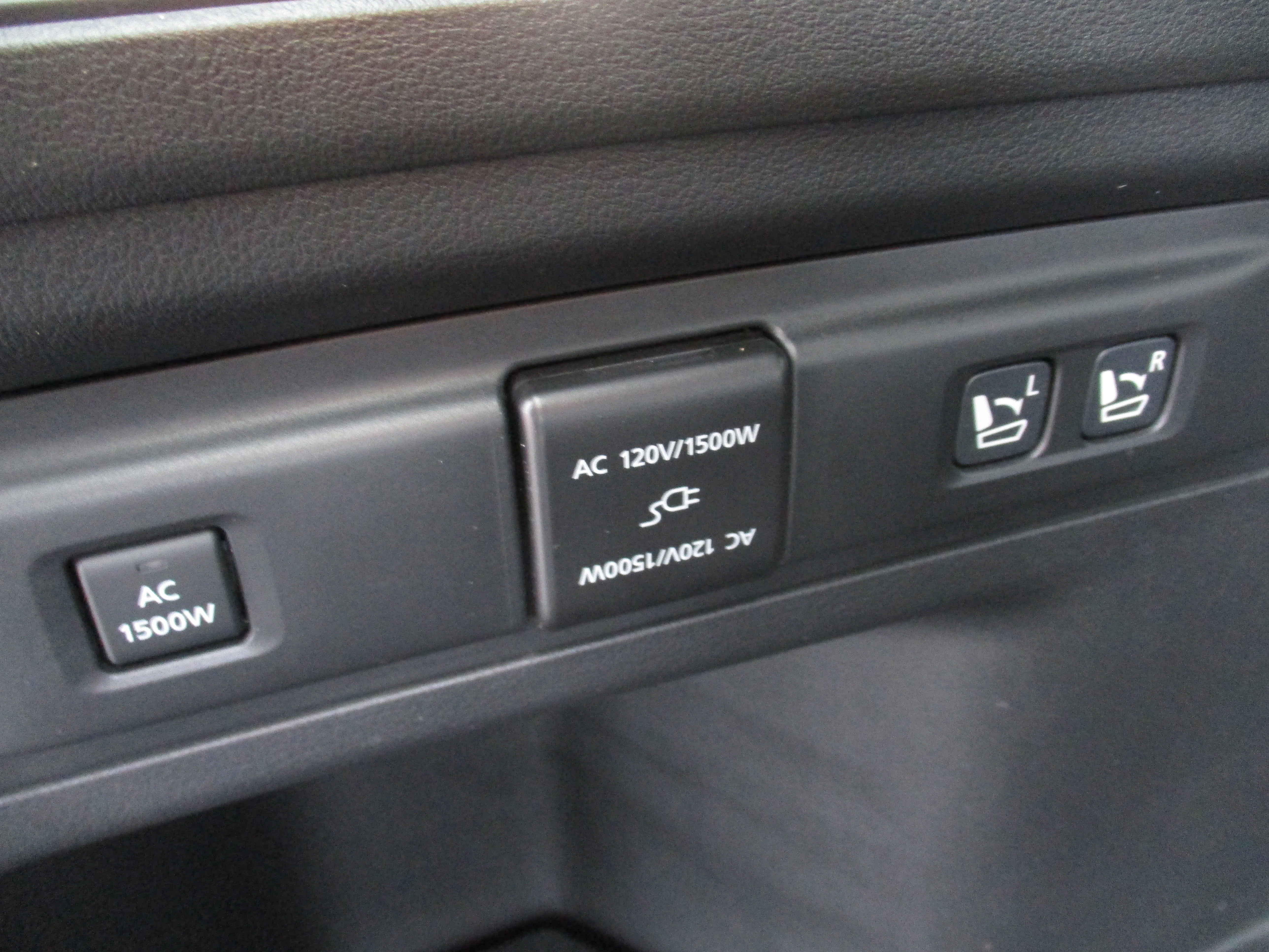 Used 2025 Jet Black Mica Mazda Premium Plus Package image 18