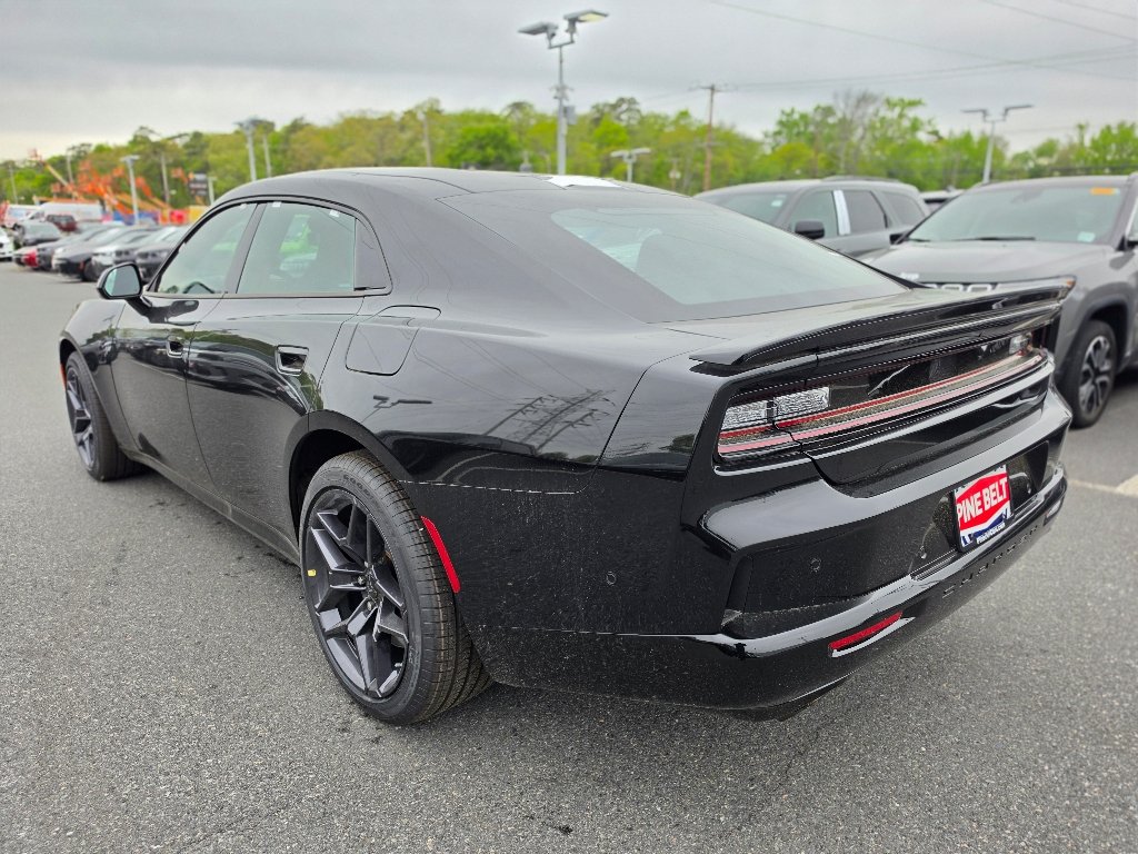 New 2026 Diamond Black Crystal Pearlcoat Dodge R/T image 10