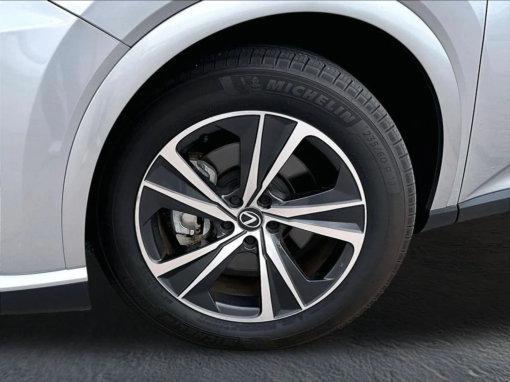 Used 2024 Silver Lexus 350 image 11