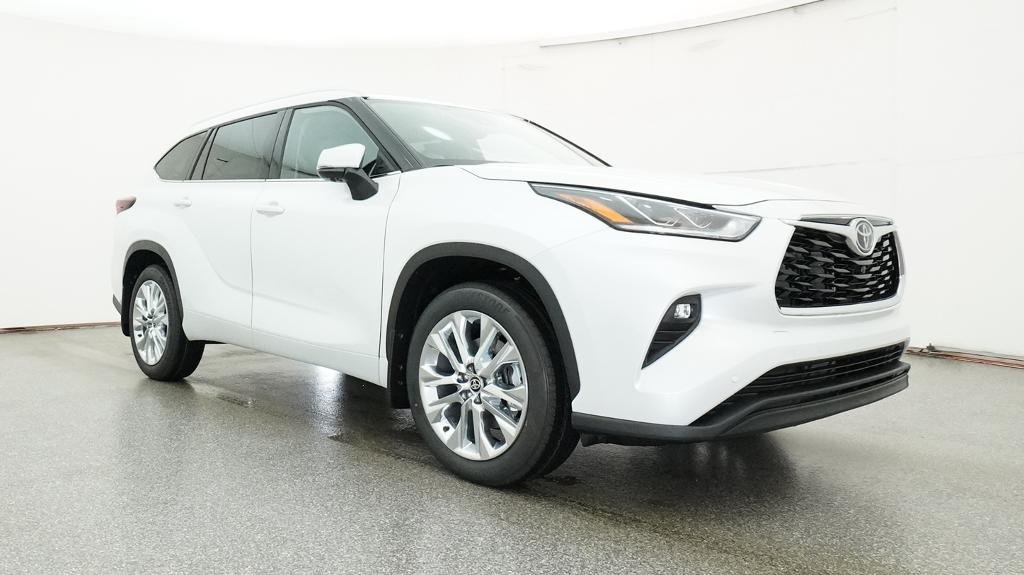 New 2026 Wind Chill Pearl Toyota Limited image 9