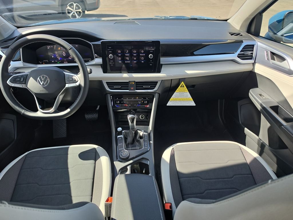 New 2026 Blue Volkswagen 1.5T SE image 10