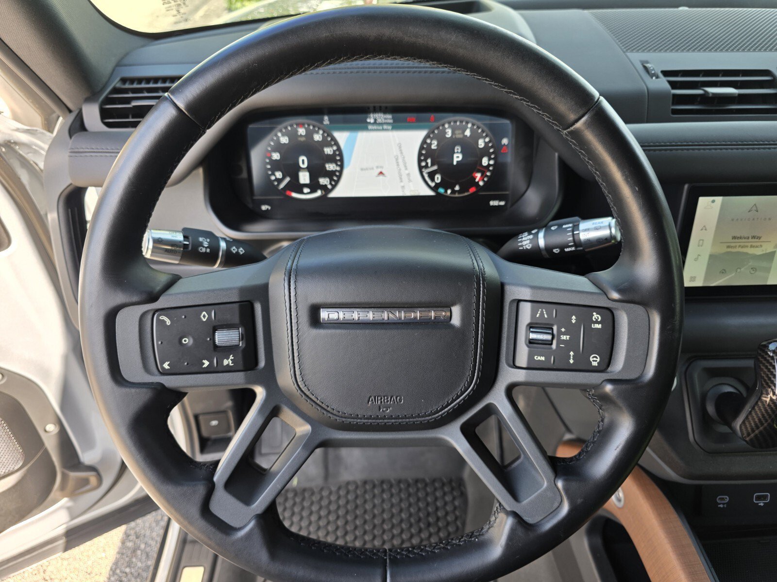 Used 2021 Hakuba Silver Metallic Land Rover 110 X image 18