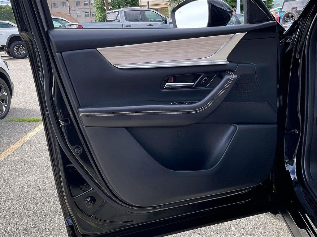 Used 2024 Black Mazda 3.3 Turbo Preferred image 9