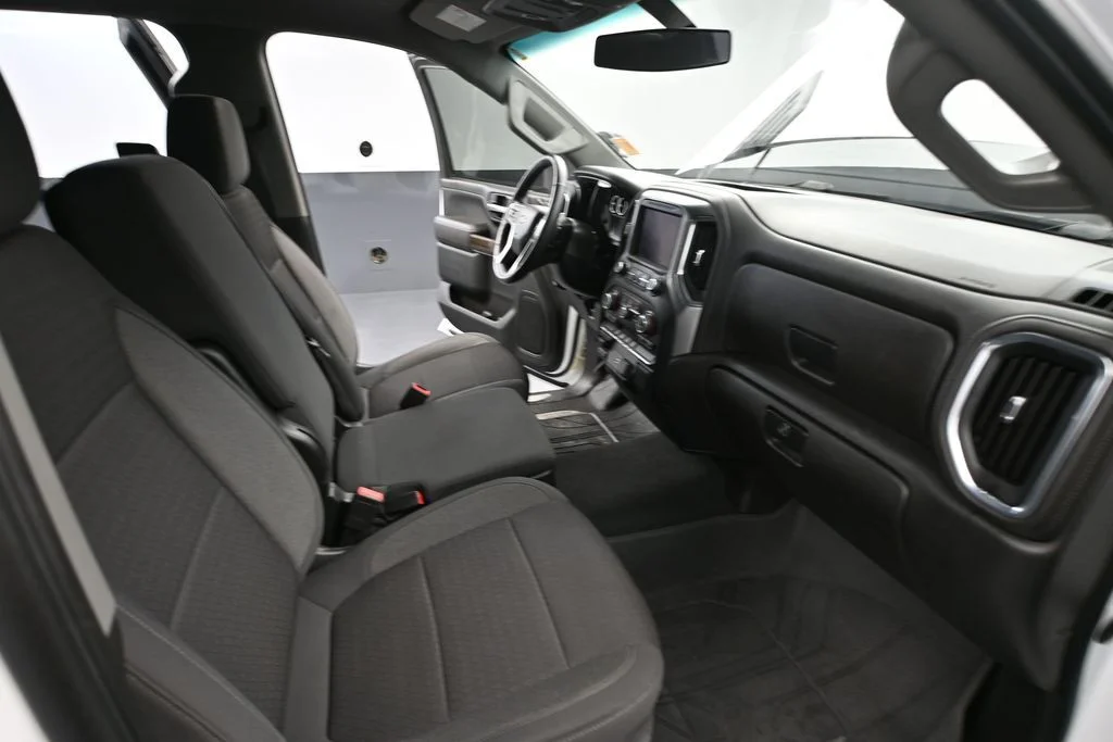 Used 2022  Chevrolet LT image 50