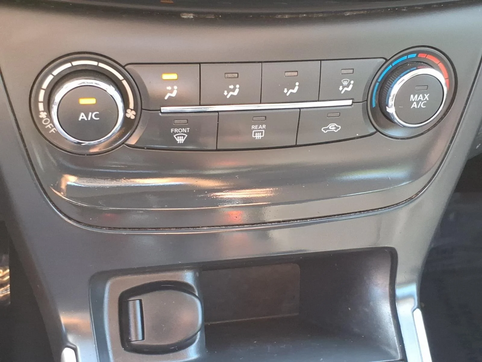 Used 2019 Fresh Powder Nissan S image 17