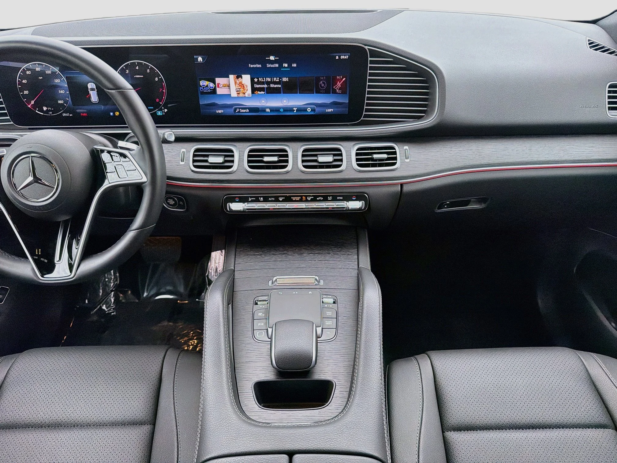 Used 2025 Obsidian Black Metallic Mercedes-Benz GLE 350 image 19