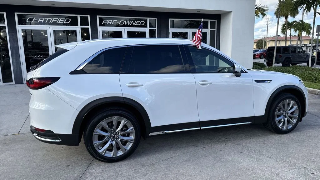 2025 Mazda CX-90 Premium Plus Package - Photo 4