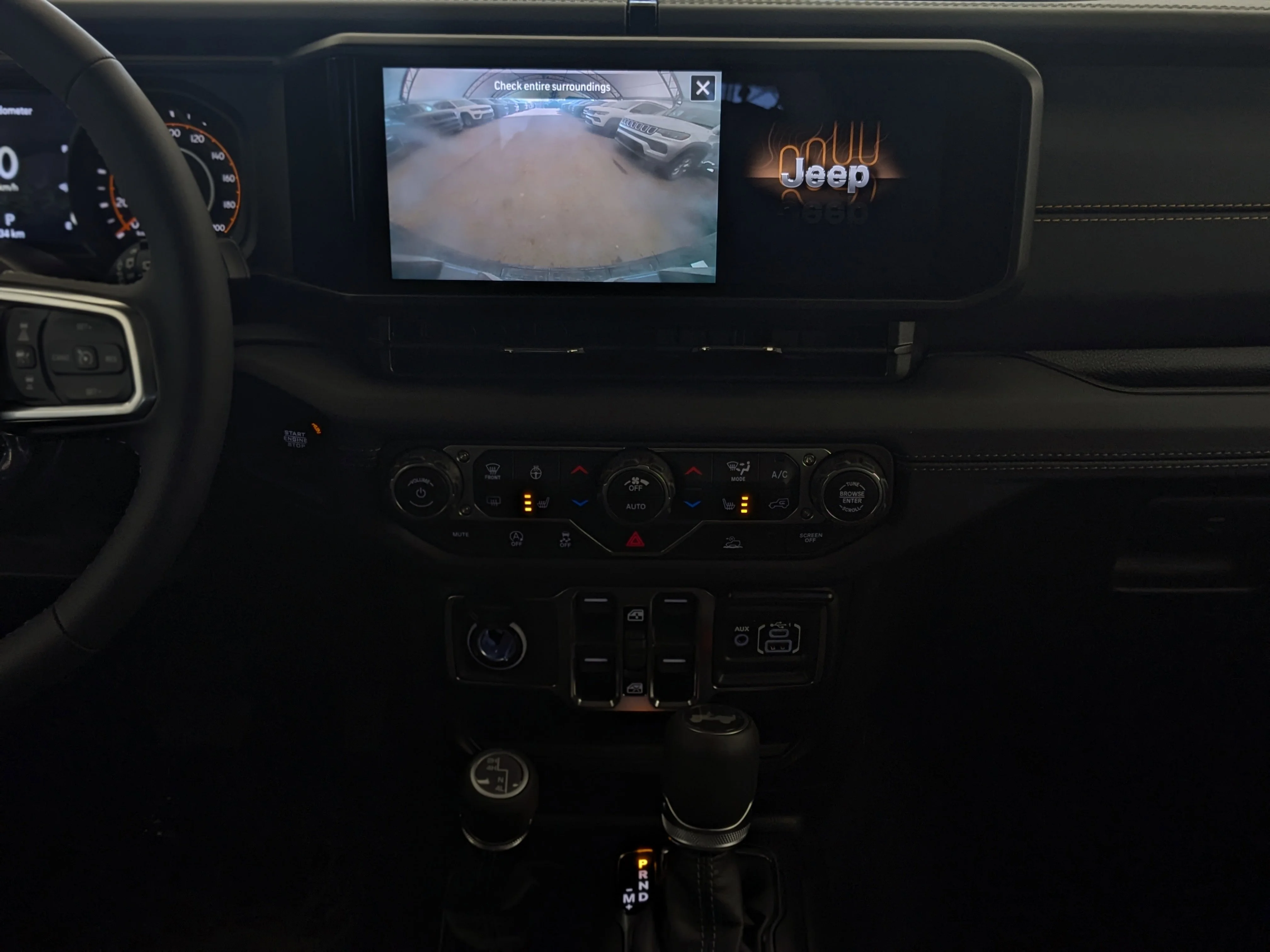 New 2026 Black Jeep Sahara - - McKinley Leather Seats - Body?Colour Hardtop - Side Steps - 3.6L Pentastar V6 & More image 21