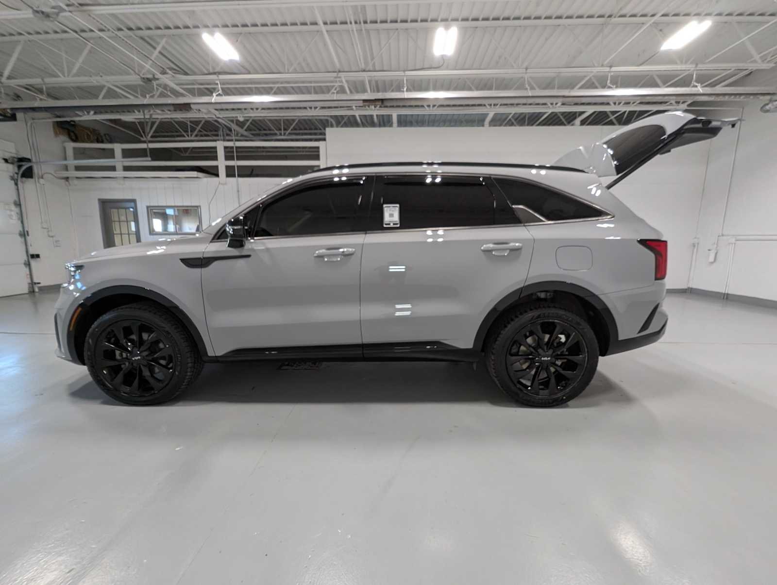 Used 2022 GRAY Kia SX image 13
