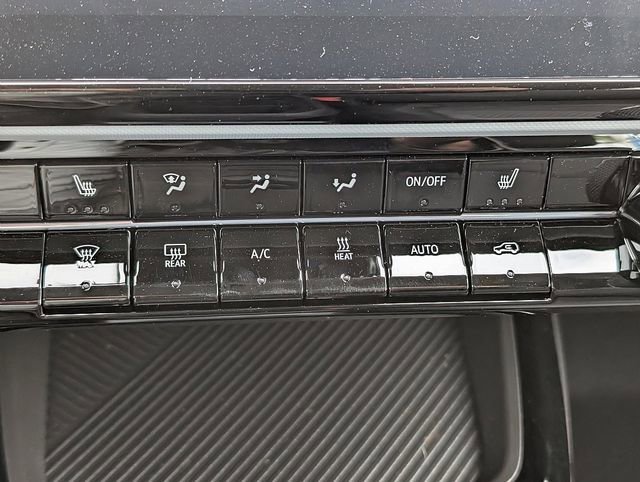 2027 Chevrolet Bolt LT - Photo 23