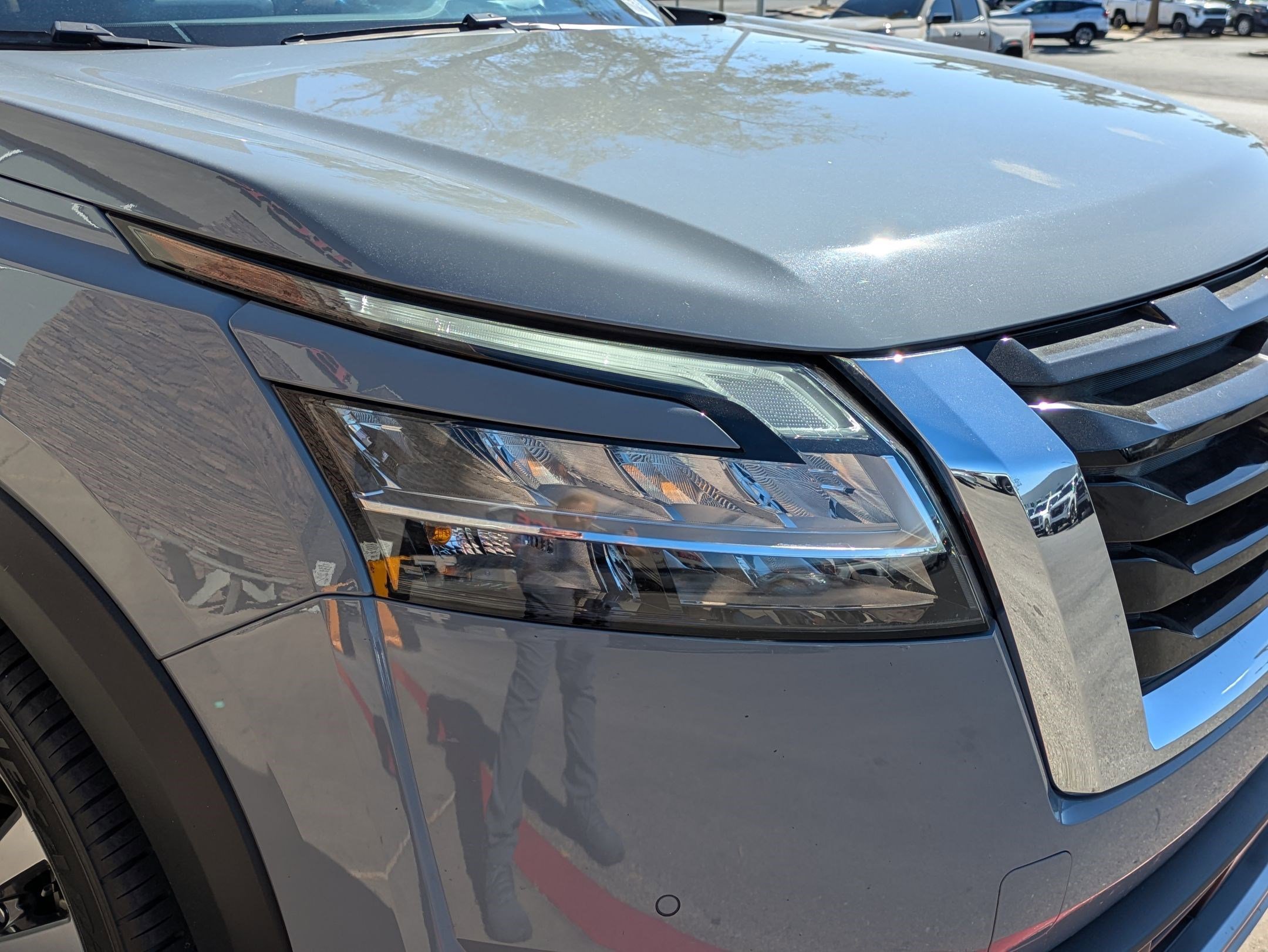 Used 2022 Gray Nissan Platinum 2WD image 10