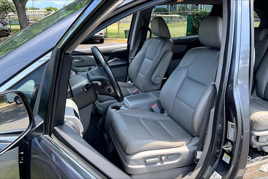Used 2015 Gray Honda EX-L image 27