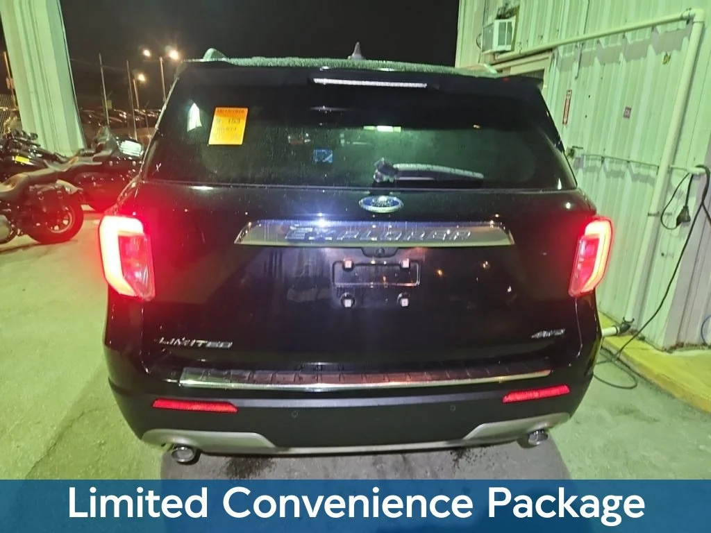 Used 2022 Black Ford Limited image 3