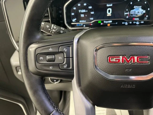 Used 2023 White GMC SLE image 26