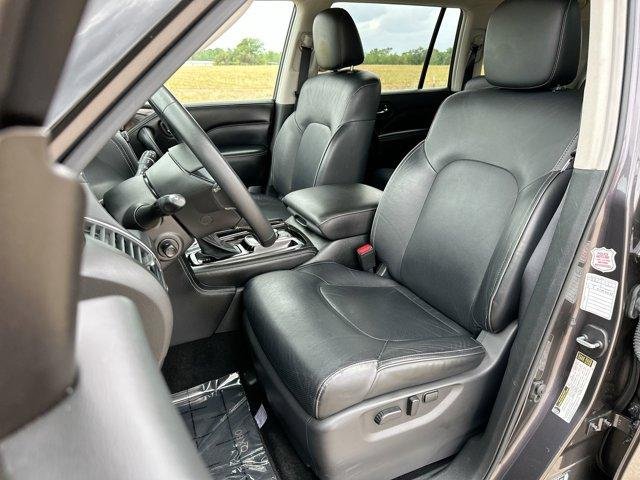 Used 2024 Gray INFINITI LUXE image 11