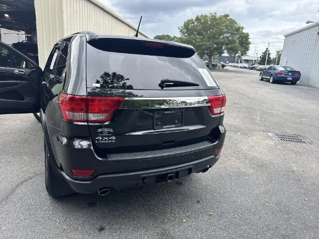 Used 2012 Black Jeep Laredo image 36