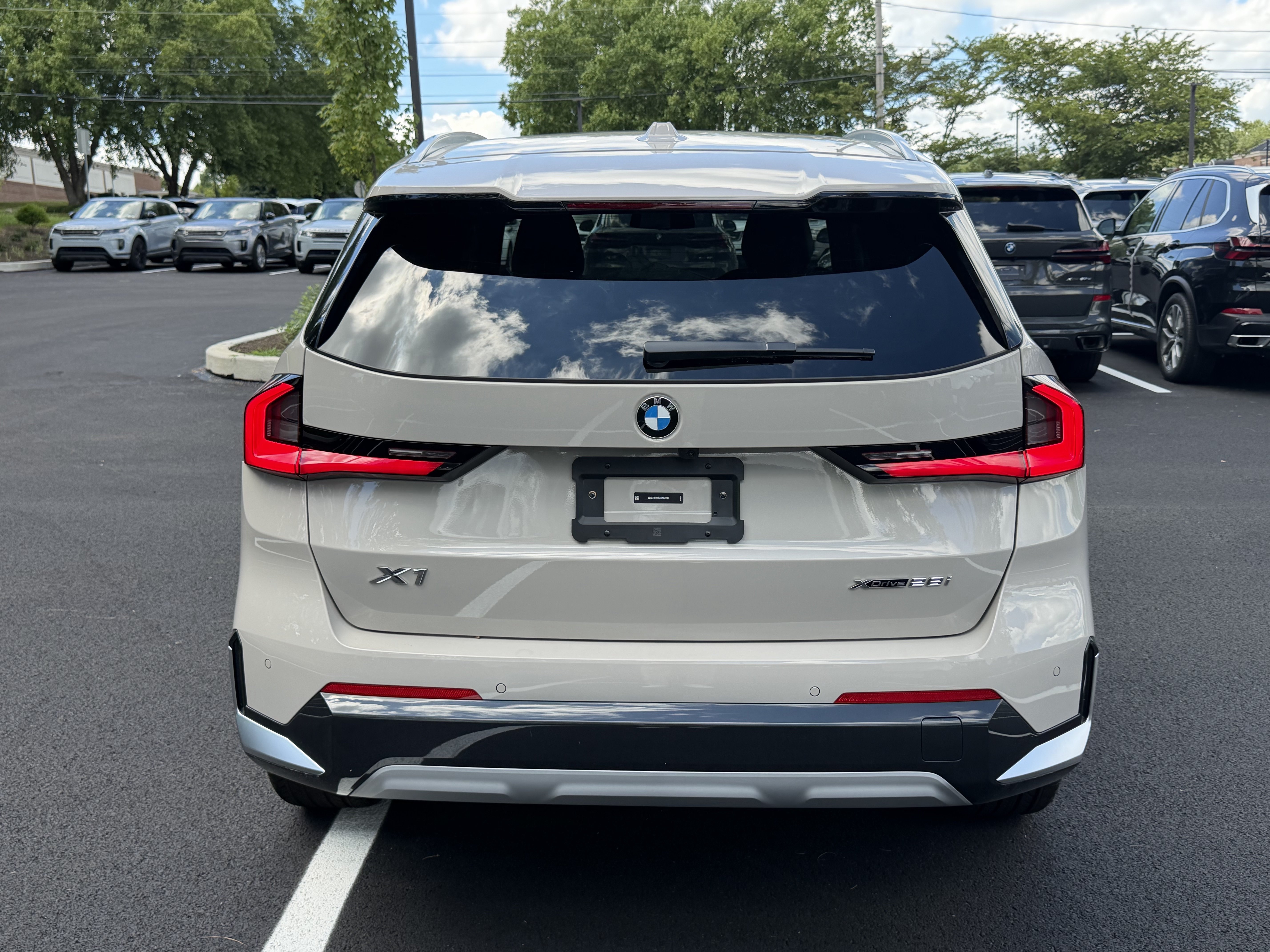New 2026 Dune Grey Metallic BMW xDrive28i image 7