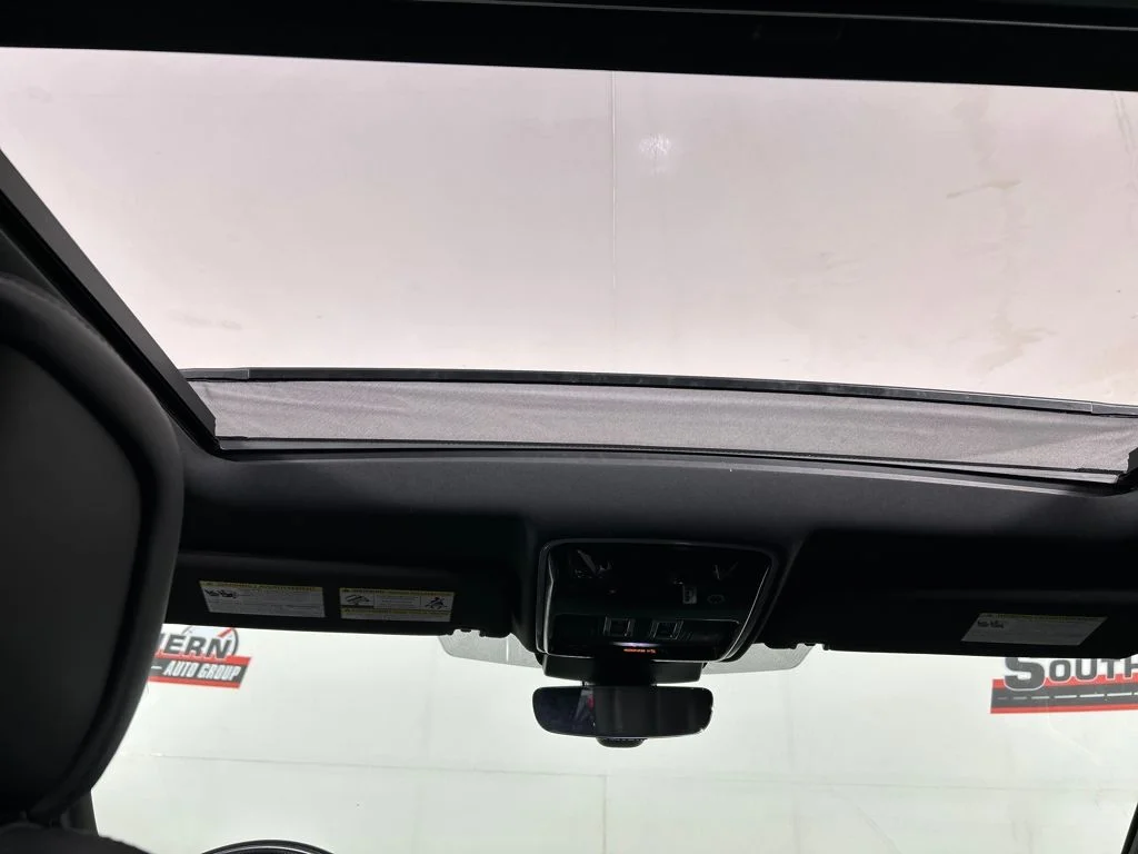 Used 2019 Black Land Rover Supercharged image 19