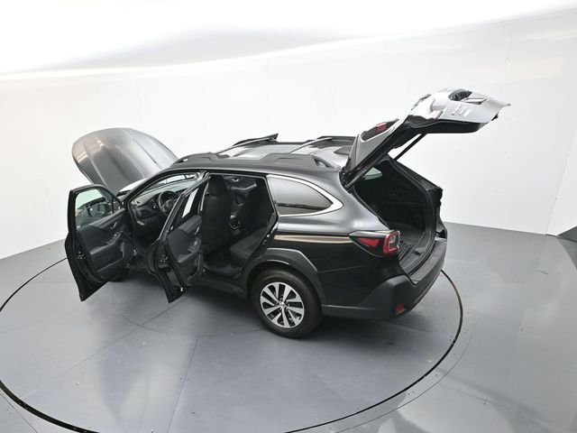 Used 2024 Crystal Black Silica Subaru Premium image 31