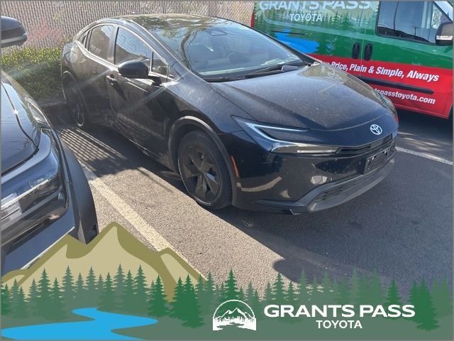 2023 Toyota Prius LE AWD's photo