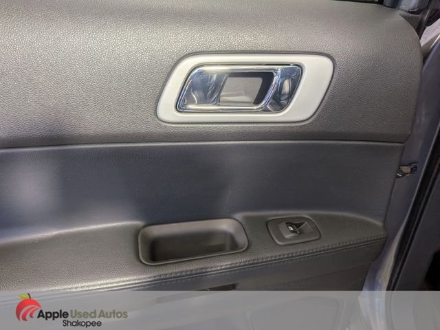Used 2013 Gray Ford XLT image 33