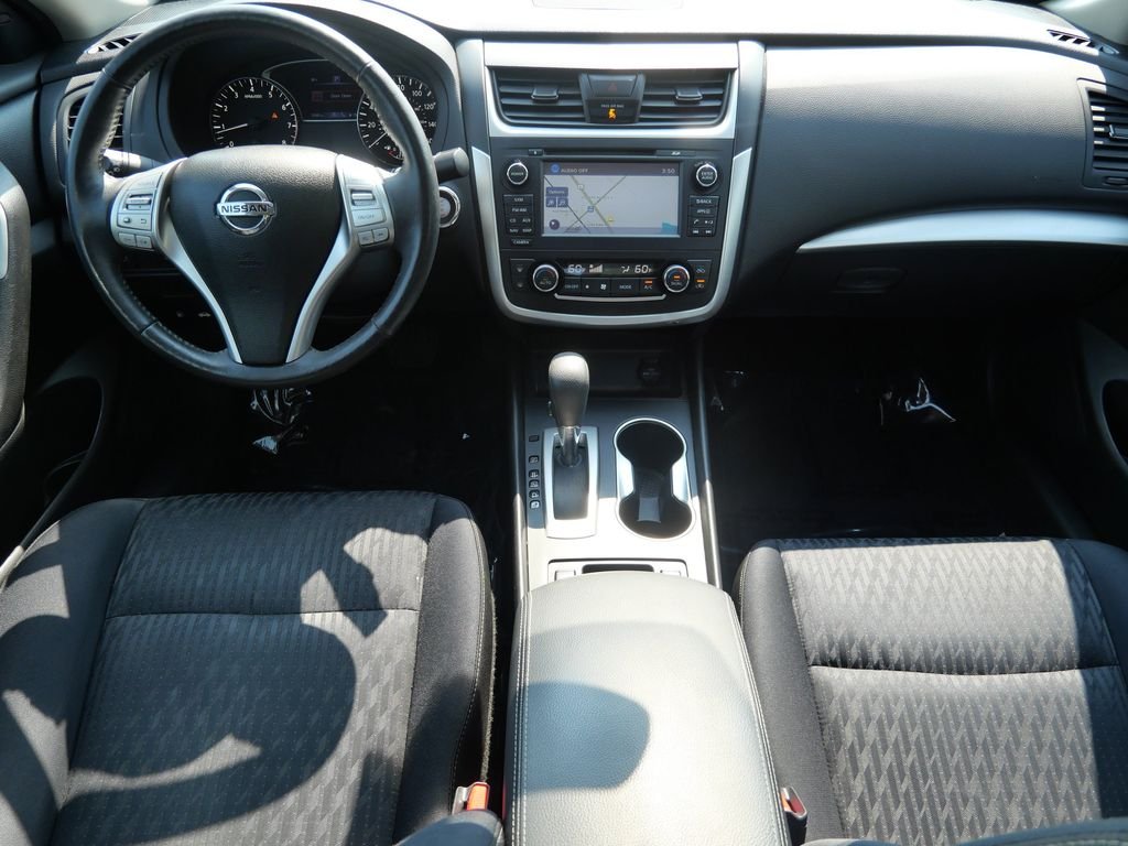 Certified Used 2017 Silver Nissan 2.5 SV image 14