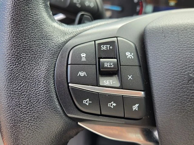 Used 2020 White Ford Limited image 26