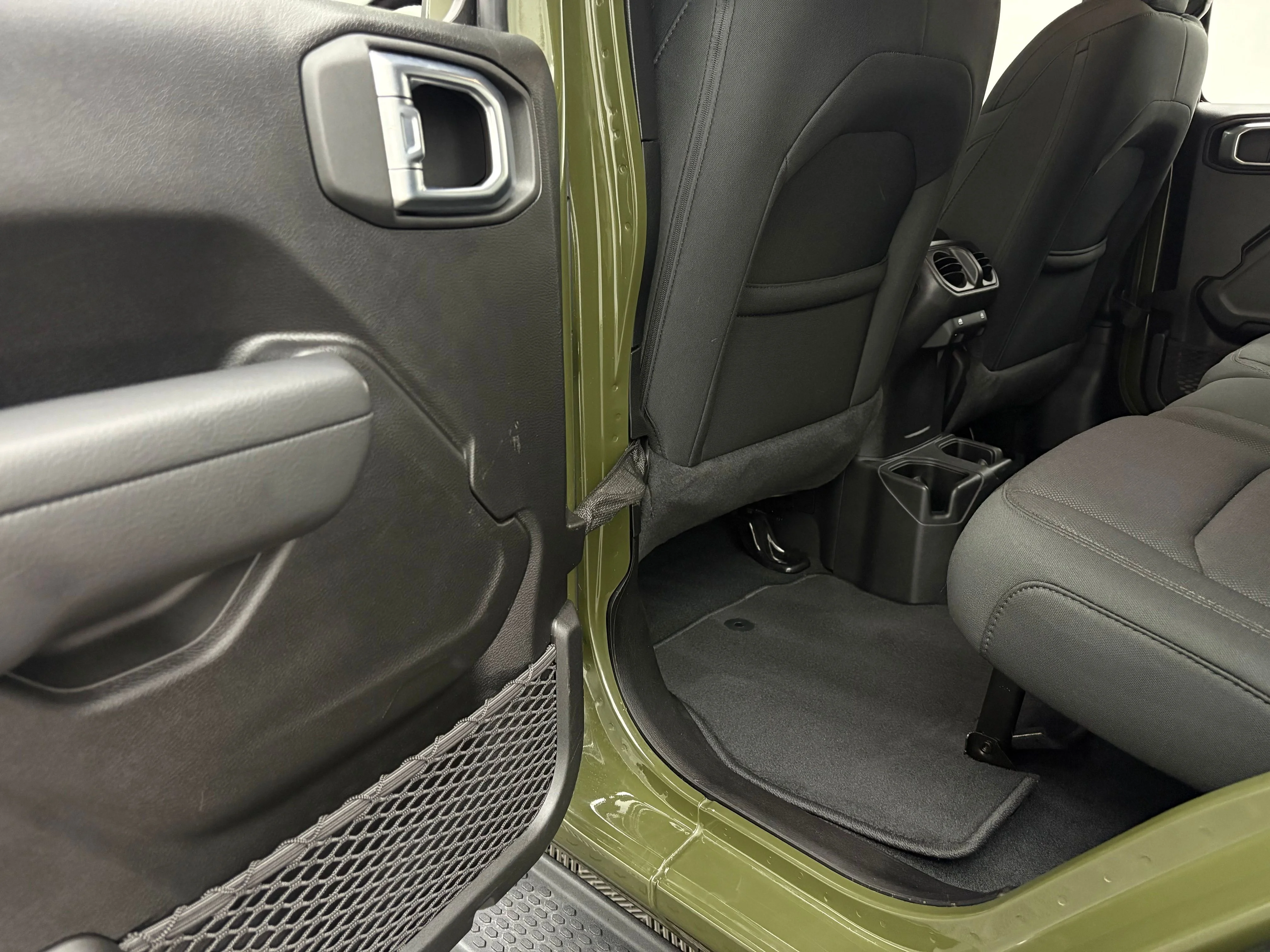 Used 2022 Sarge Green Clearcoat Jeep Unlimited Sport Altitude image 41