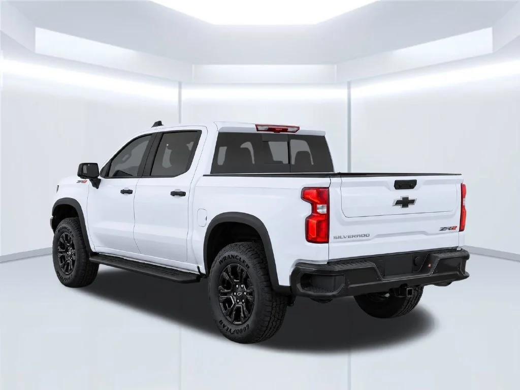 New 2026 White Chevrolet ZR2 image 5