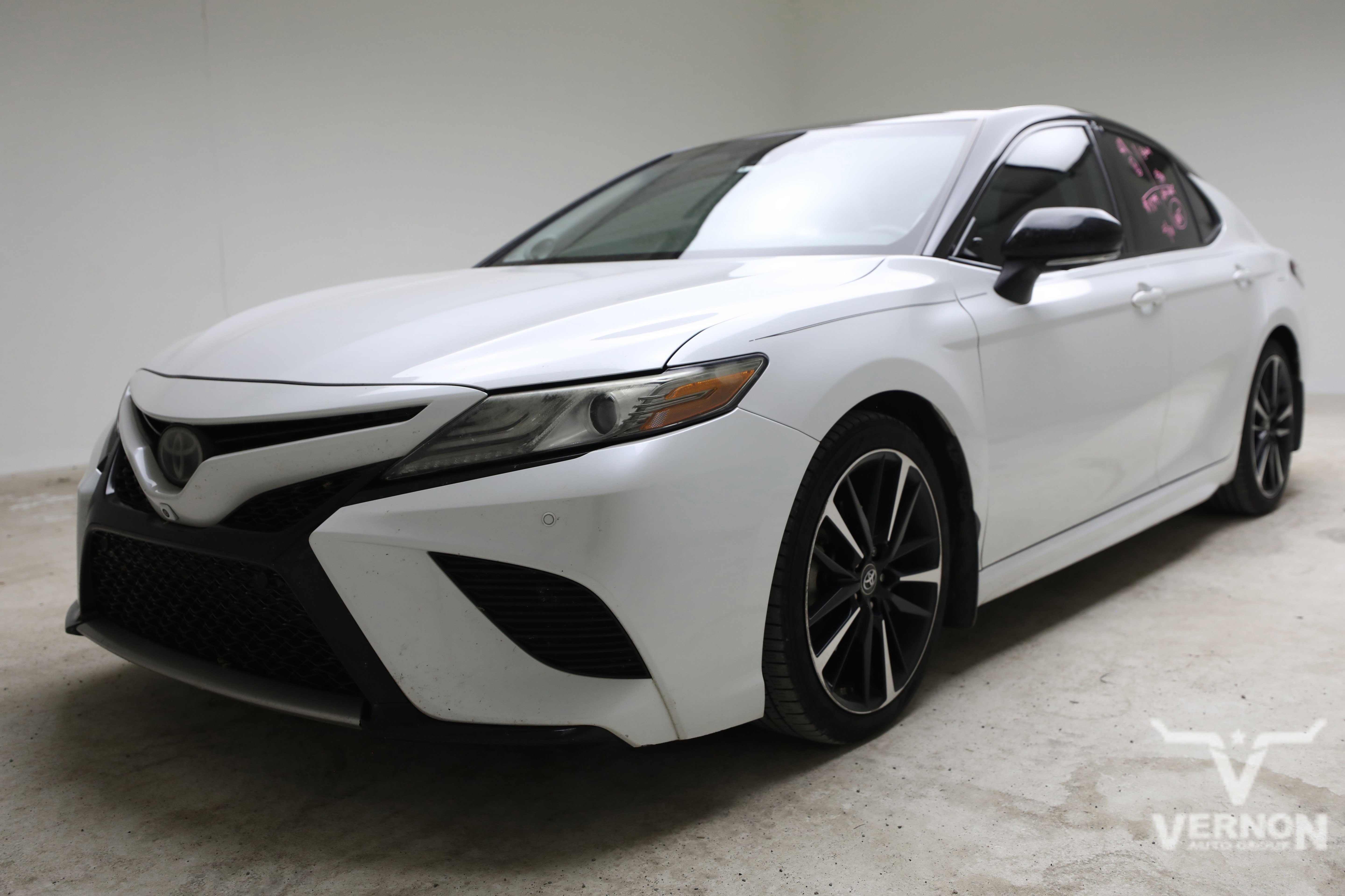 2019 Toyota Camry 3.5 Auto V6 XSE's photo