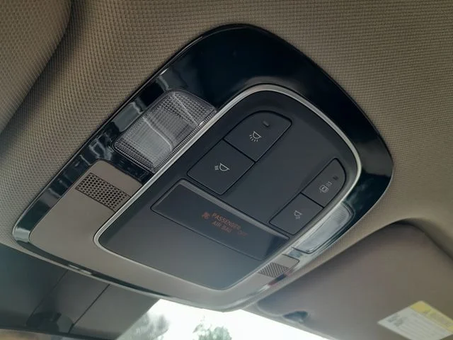 2023 Hyundai Santa Fe SE - Photo 28